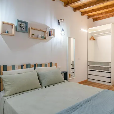 The Happyhouse, No Lift By Happyhostorino Apartamento