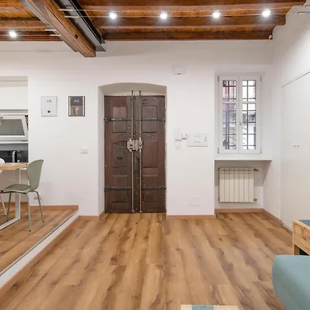 The Happyhouse, No Lift By Happyhostorino * Turín