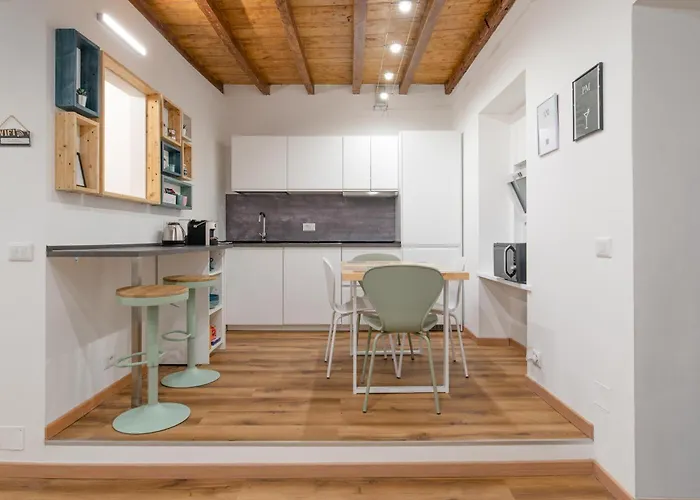 The Happyhouse, No Lift By Happyhostorino Appartement Turijn