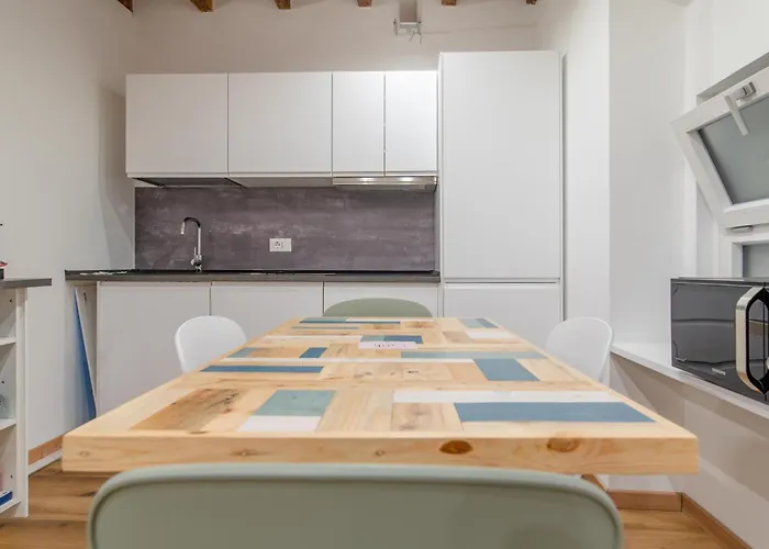 Appartement The Happyhouse, No Lift By Happyhostorino Turijn