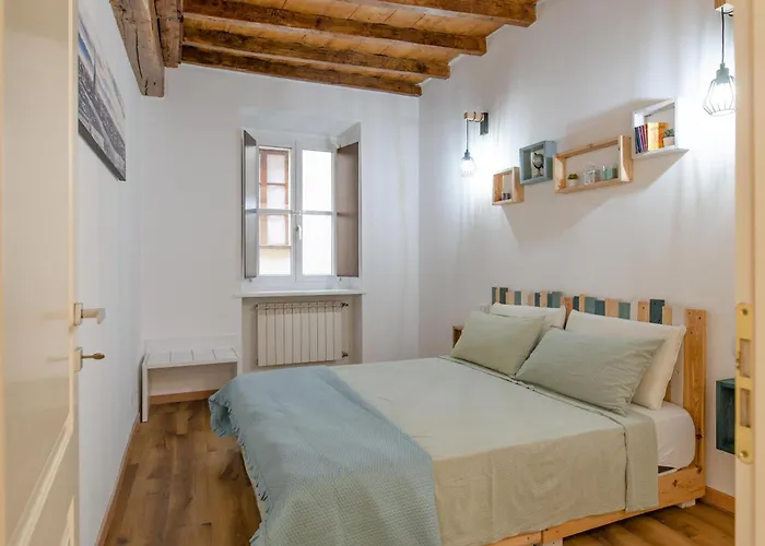 Appartement The Happyhouse, No Lift By Happyhostorino